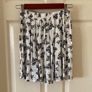 NEW Brandy Melville Luma Skirt Floral White One Size Skater Circle Hem Soft NWOT
